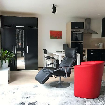 Апартаменты All-In-One-Studio Хенштедт-Ульцбург Экстерьер фото
